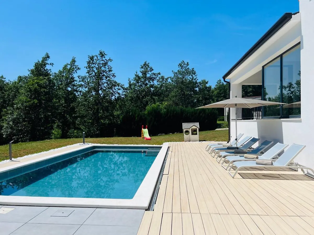 Vila Prisunca Jacuzzi & Swimming Pool Pazin Croatia