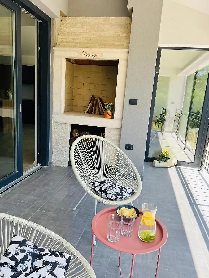 Villa Vila Prisunca Jacuzzi & Swimming Pool Pazin